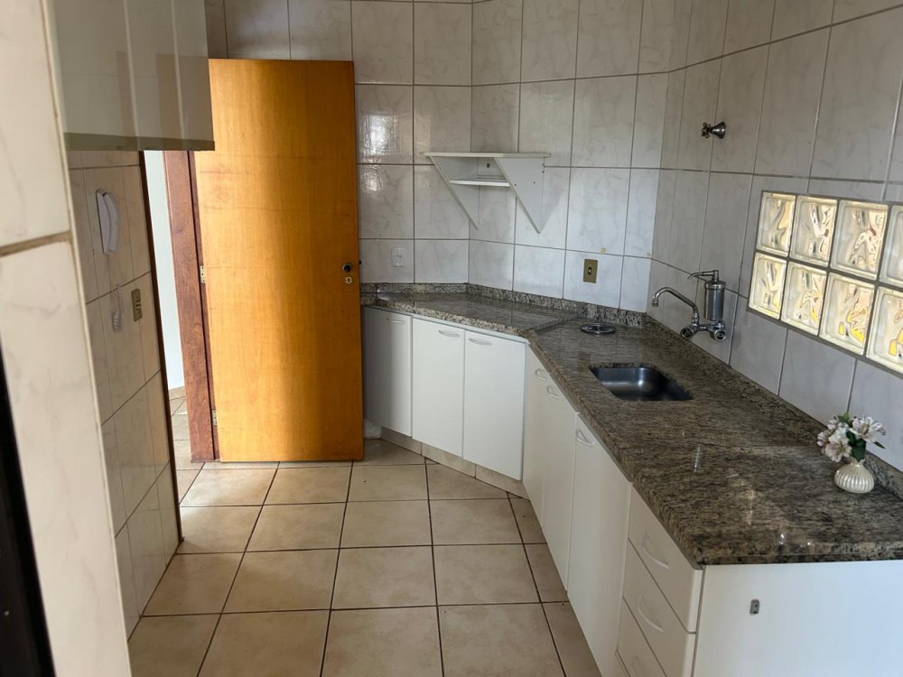Apartamento - Venda - Vila Ana Maria - Ribeirão Preto - SP
