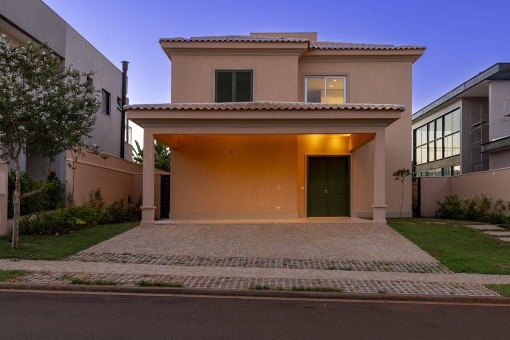 Sobrado em Condomínio - Venda - Residencial e Empresarial Alphaville - Ribeirão Preto - SP